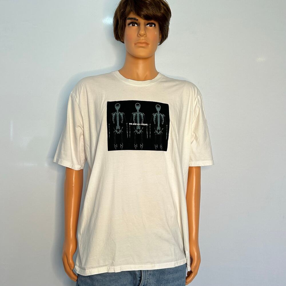 WeSC Conspiracy We Are All Equal Skeleton T-Shirt Men’s XXL White Cotton